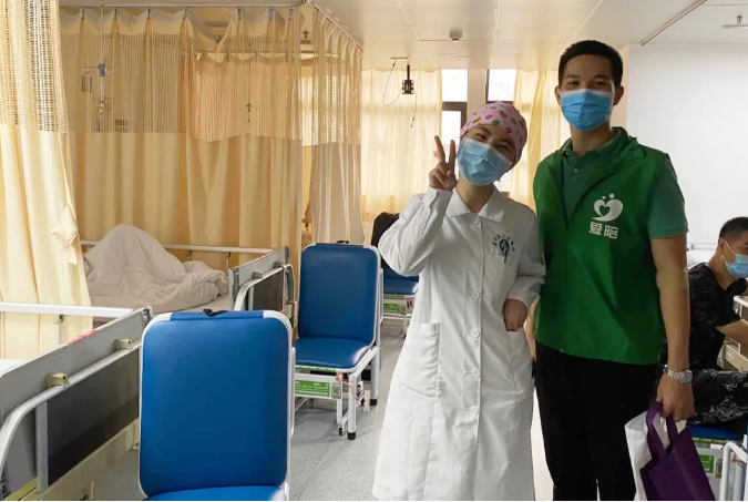 【愛陪共享陪護(hù)床】眼里有光 綠色陽(yáng)光